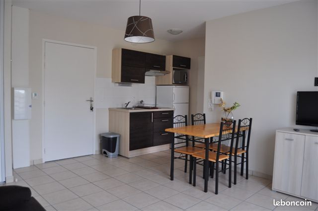 Appartement 2 pièces 46 m² · à Saint-Priest · 46 m² · 1 100 €/mois