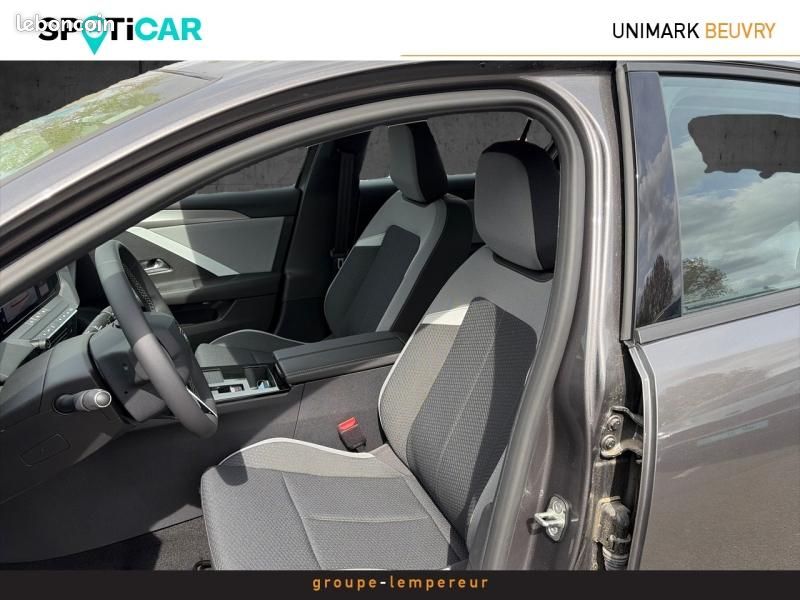 Opel Astra Electric 156ch (image 9)