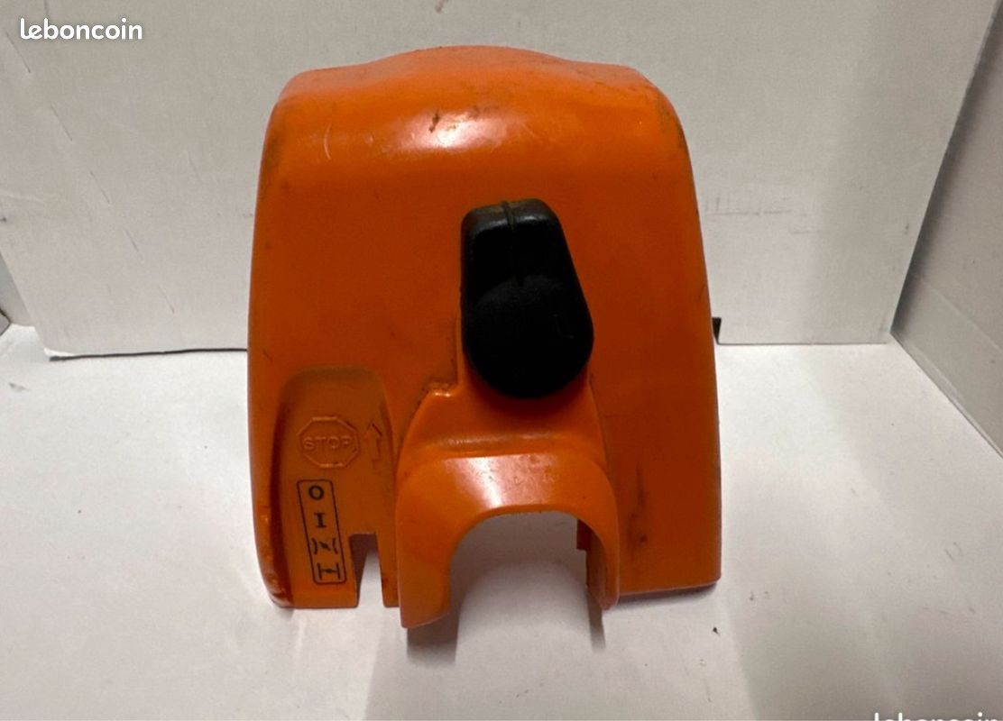 Capot de filtre à air STIHL occasion (image 1)