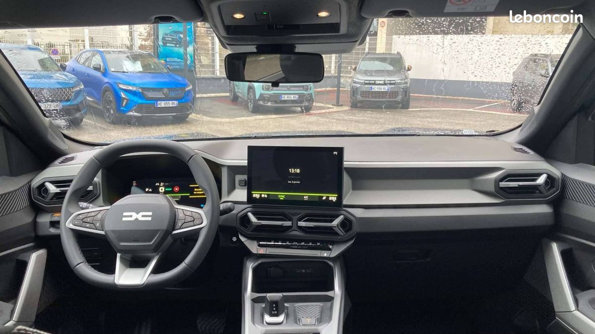 DACIA BIGSTER journey hybrid 155 (image 3)