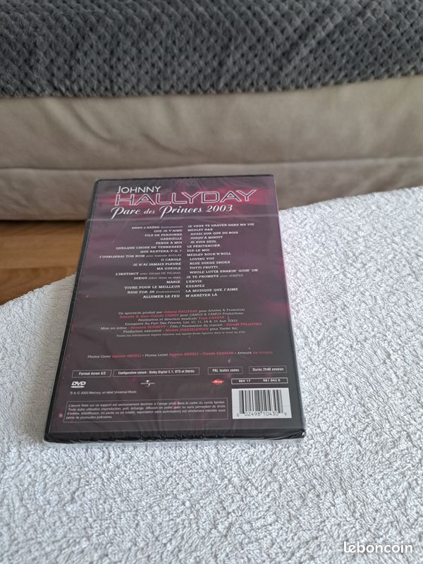 Coffret dvd johnny hallyday "parc des princes 2003" ref : 6 02498 10430 9 (image 2)