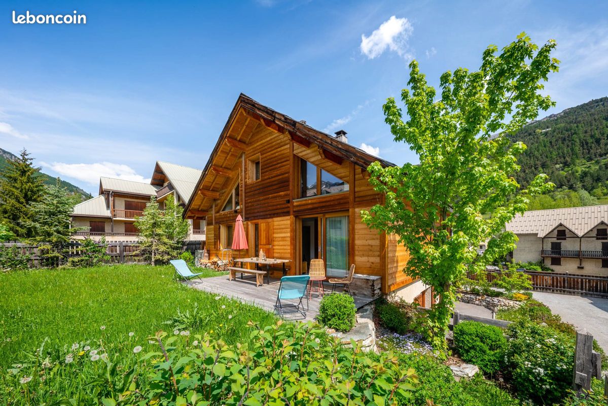 Maison 7 pièces 177 m² · à La Salle-les-Alpes · 177 m² · 1 450 000 €