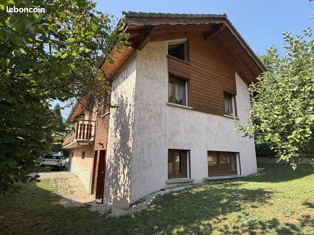Maison 8 pièces 174 m² · à Aime-la-Plagne · 174 m² · 530 000 €