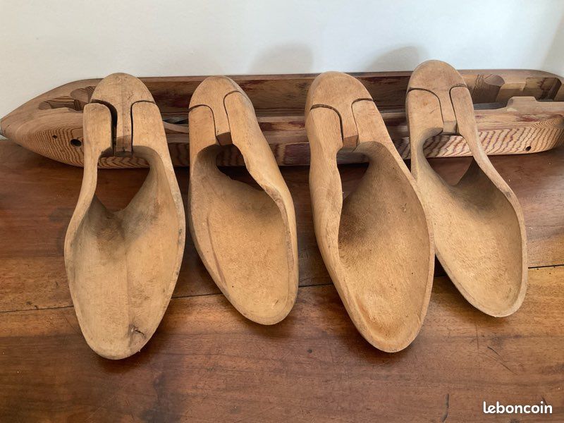 PAIRE DE FORME A CHAUSSURE EN BOIS CORDONNIER EMBAUCHOIRS PERFECTA MANFIELD N