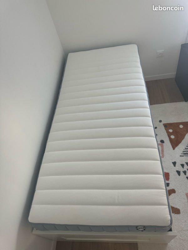 Lit IKEA (image 6)