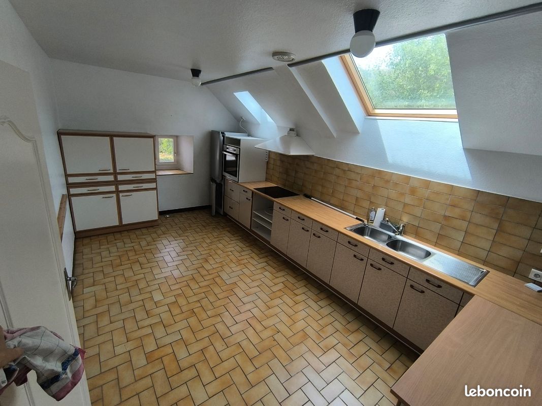 Appartement 4 pièces 97 m² · à Sevenans · 97 m² · 850 €