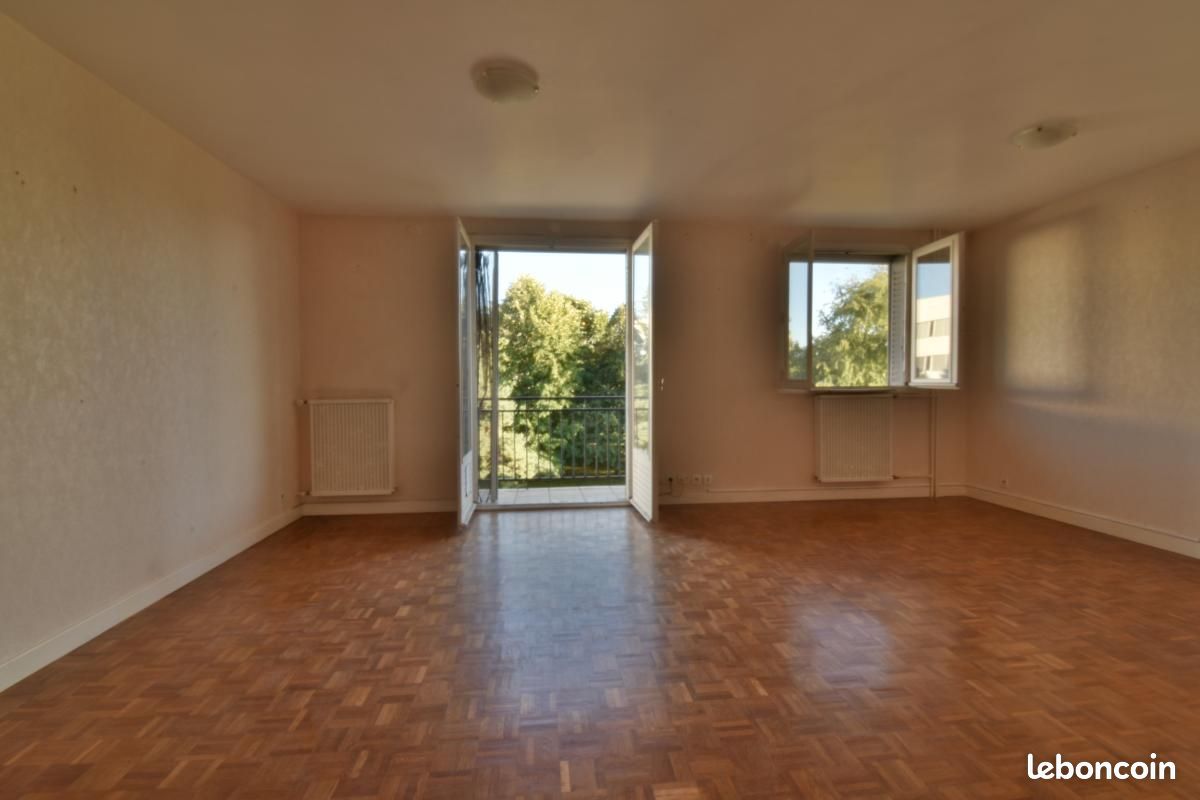 Appartement 3 pièces 67 m² · à Romans-sur-Isère · 67 m² · 115 000 €