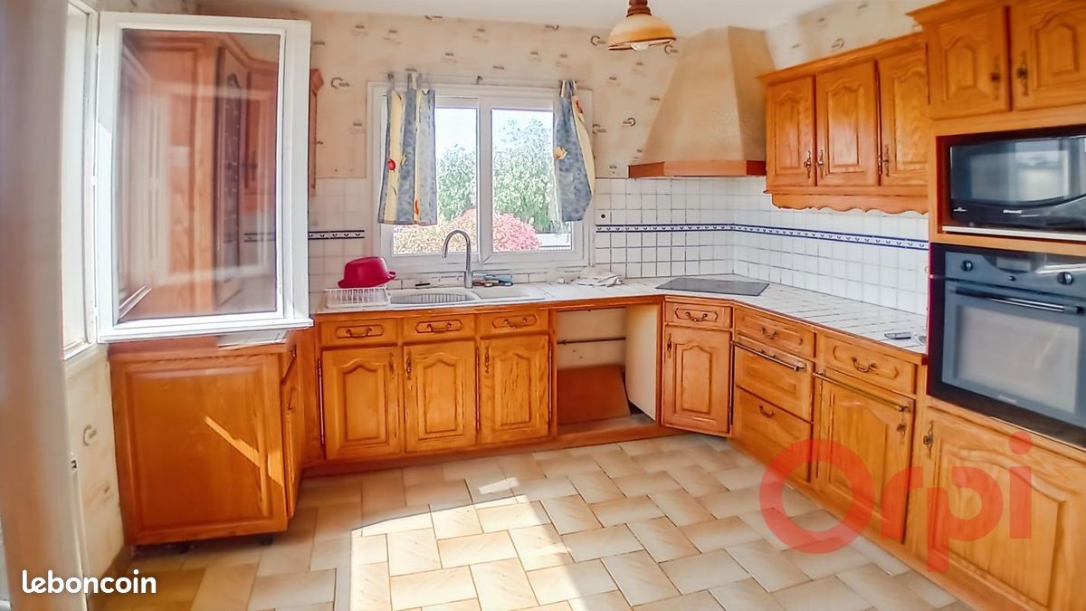 Maison 7 pièces 212 m² (image 3)