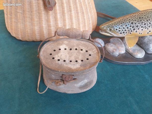 Petite Goujonnière Ancienne En Zinc Pour Enfant - Seau à Poissons Et Panier De Pêche