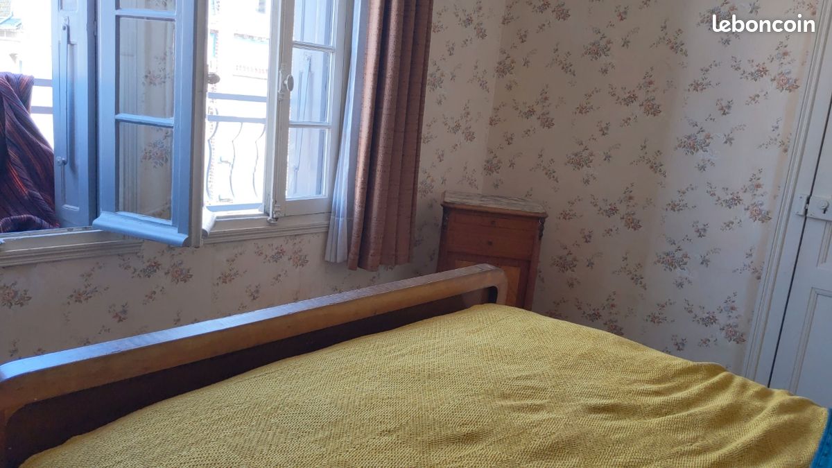 Meubles d'antiquaire : Grande et belle armoire+ Lit en marqueterie (image 6)