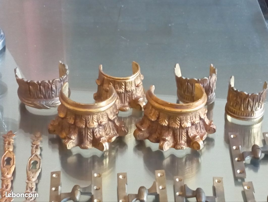 Ensemble de pièces en bronze anciennes pour meubles (image 2)