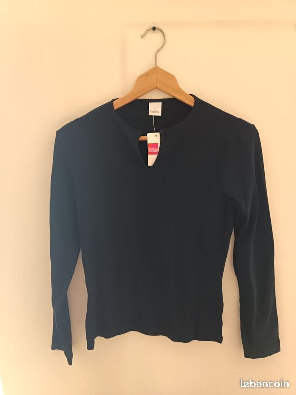 Pull femme noire Camaïeu taille 2. 100% coton (image 1)