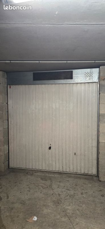 Box a loue de 22m2 (image 2)