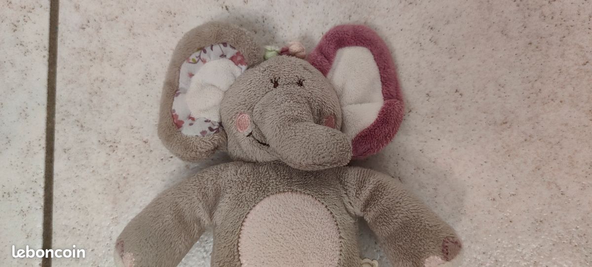 Doudou / Peluche NOUKIE'S Elephant Kali 19 cm (Doume) (image 4)
