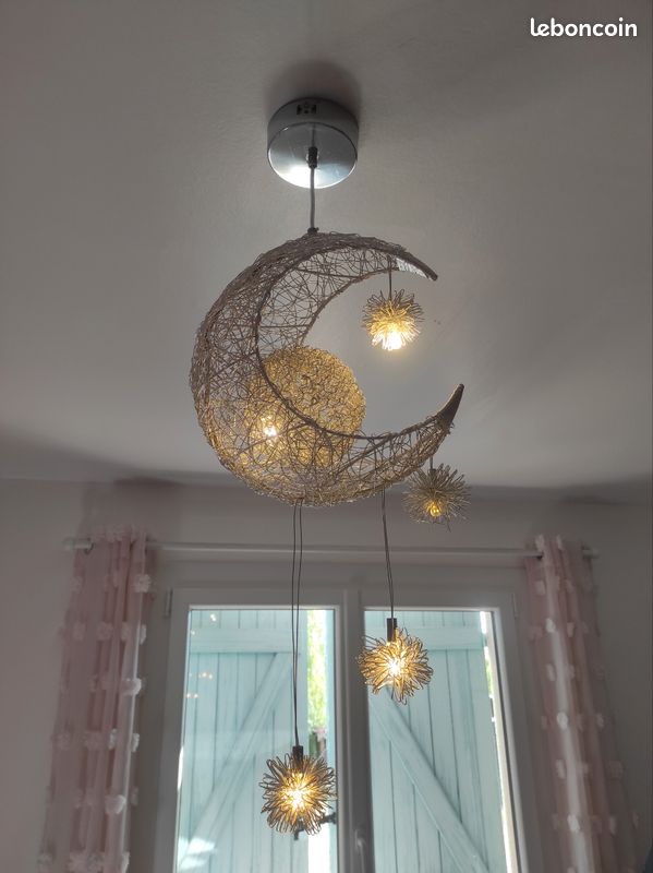Lustre enfant (image 1)