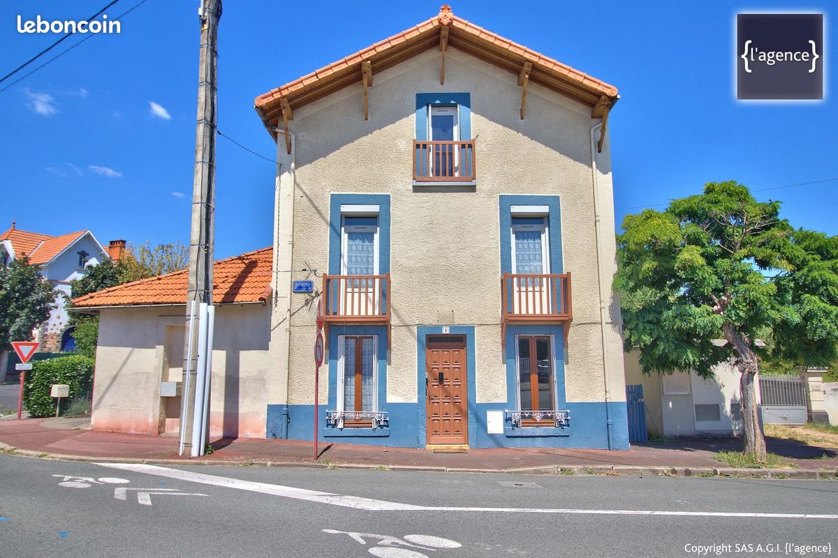 Maison 11 pièces 142 m² · à Châtel-Guyon · 142 m² · 139 500 €