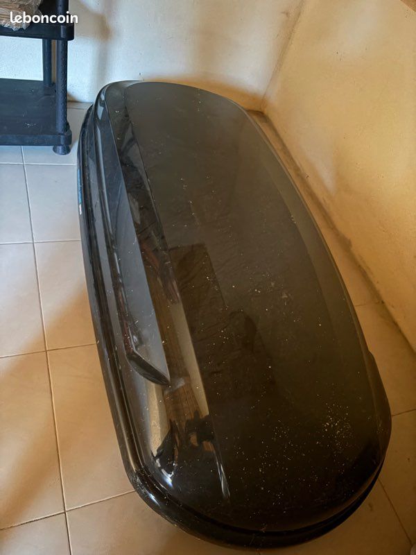 Voiture coffre (image 2)