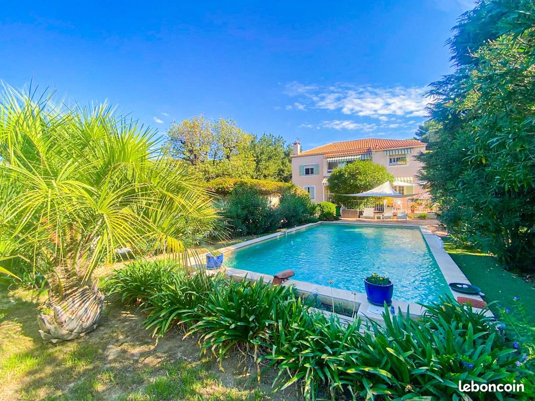 Maison 11 pièces 227 m² · à Toulon · 227 m² · 960 000 €