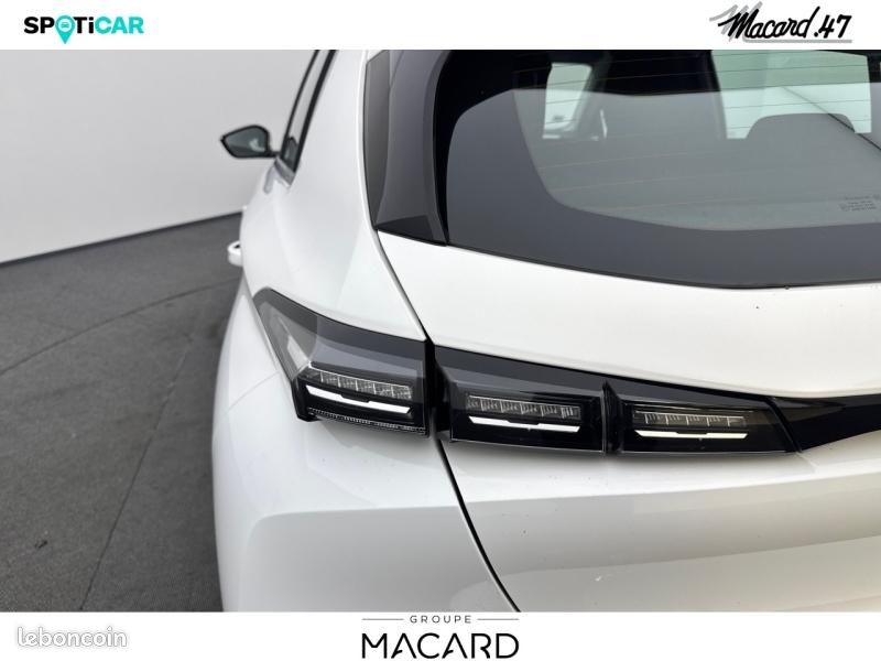 Peugeot 308 1.5 BlueHDi 130ch S&S Active Pack EAT8 (image 17)