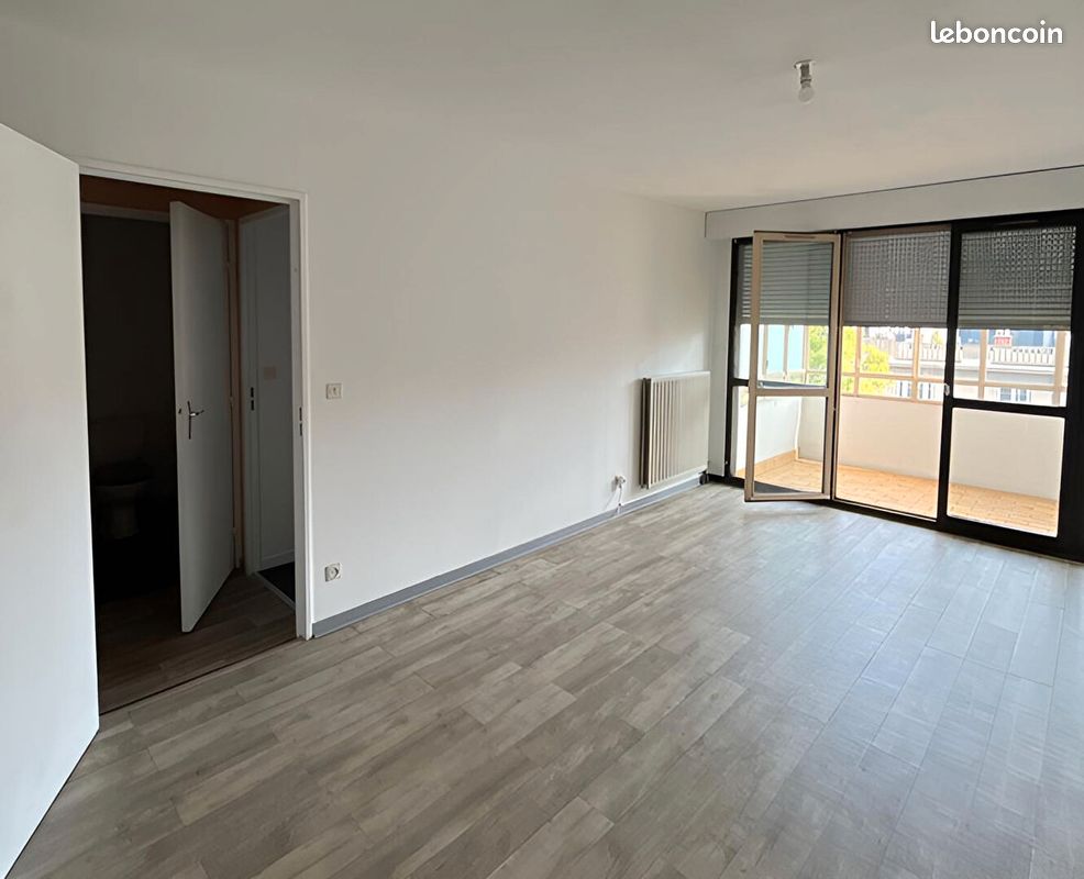Appartement 2 pièces 50 m² · à Lyon · 50 m² · 913 €