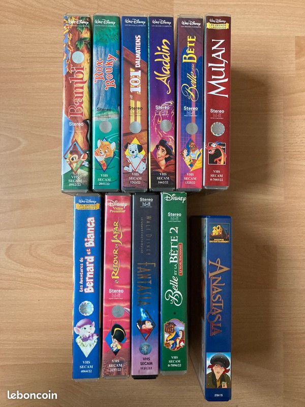 Lot de 11 cassettes - VHS - Walt Disney (image 3)