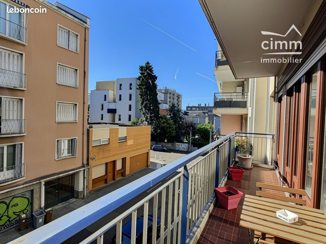 Appartement 2 pièces 57 m² · à Grenoble · 57 m² · 155 000 €