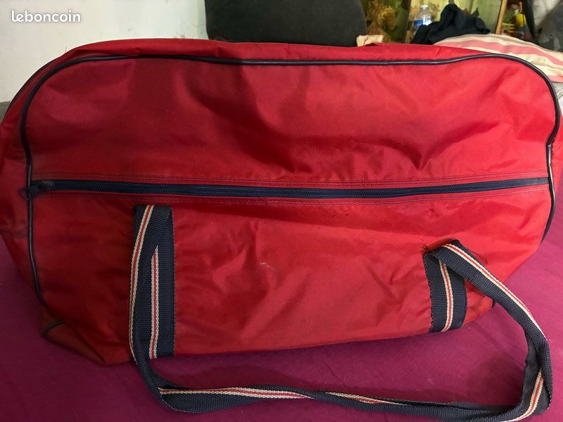 Sac de voyage (image 1)