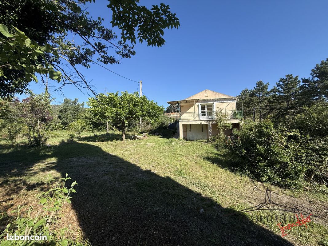 Maison 5 pièces 76 m² · à Entrechaux · 76 m² · 180 000 €