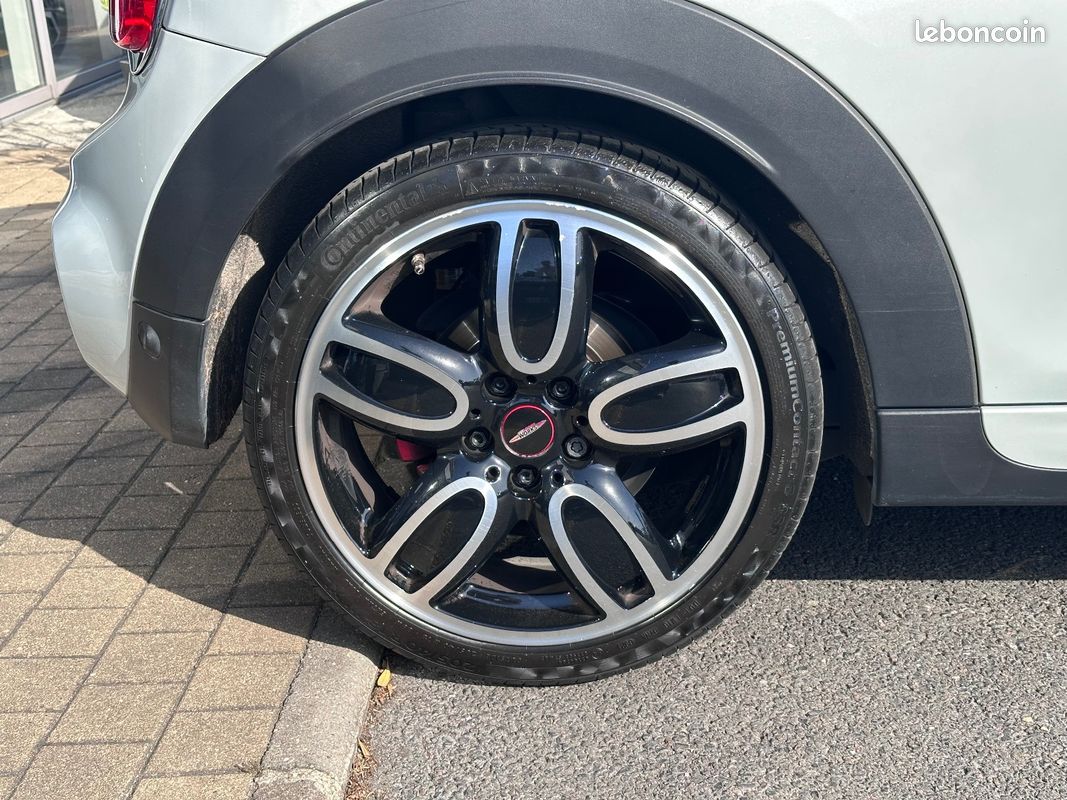 MINI HATCH 3 PORTES F56 LCI 231 ch John Cooper Works BVA8 Finition JCW Pro (image 29)