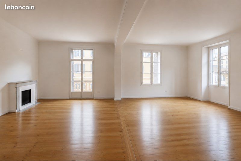 Appartement 5 pièces 130 m² · à Corte · 130 m² · 1 250 €/mois