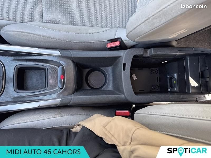 Citroen C4 1.6 VTi 120ch Exclusive MOTEUR BMW DISTRIBUTION A CHAINE (image 20)