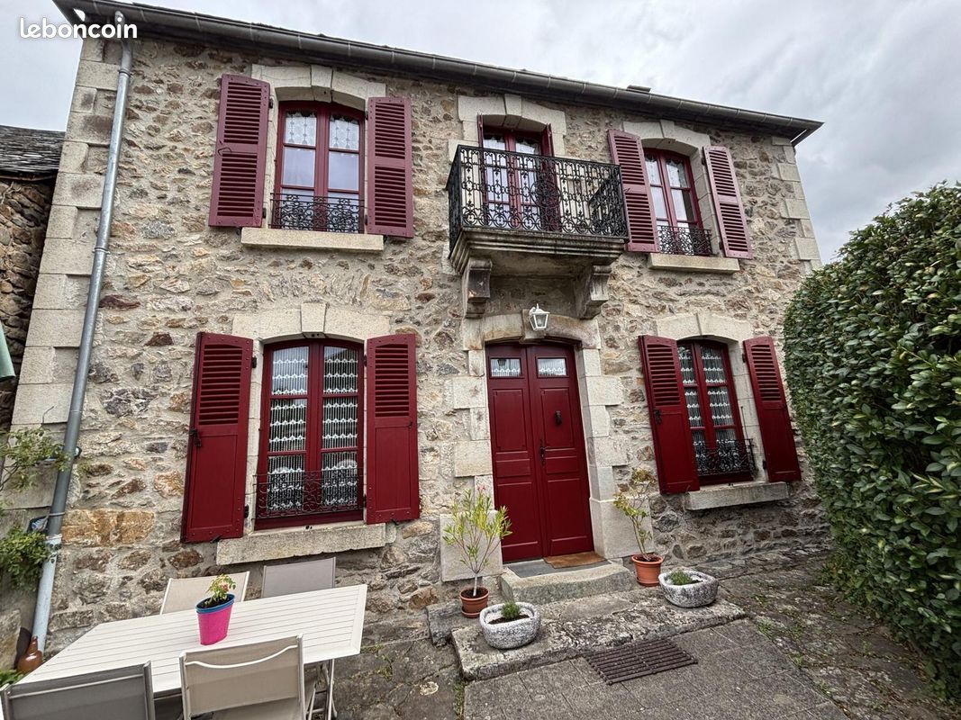 Maison 6 pièces 137 m² · à Antignac · 137 m² · 201 400 €