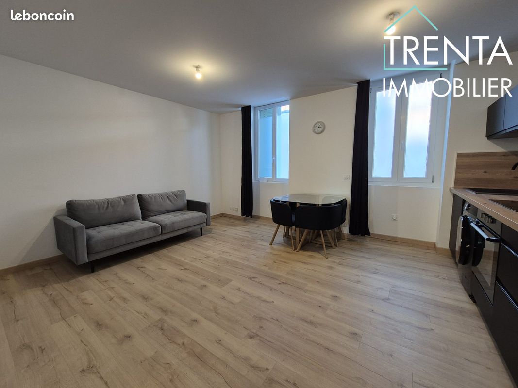 Appartement 3 pièces 37 m² · à Voiron · 37 m² · 670 €/mois