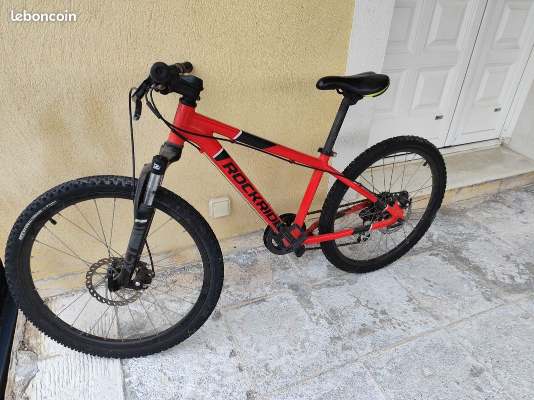 VTT enfant 9-12 ans 24 pouces DECATHLON ROCKRIDER ST 900 Vélos