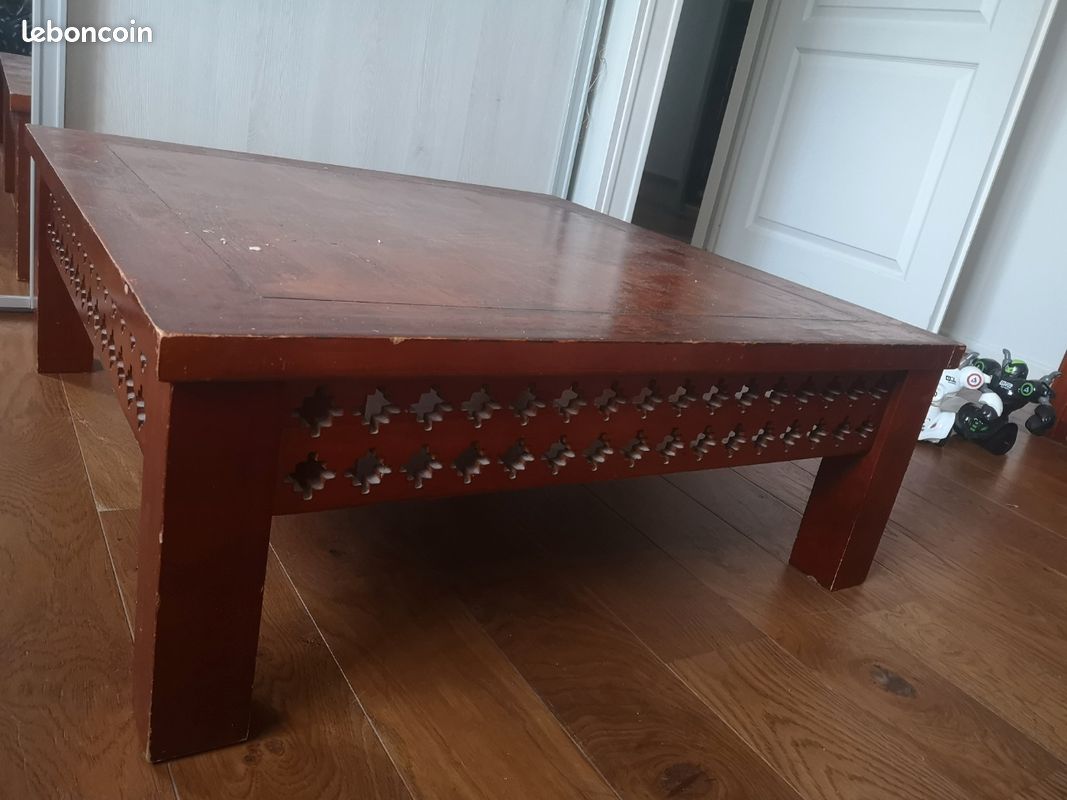 Salon banquettes avec deux tables (image 7)