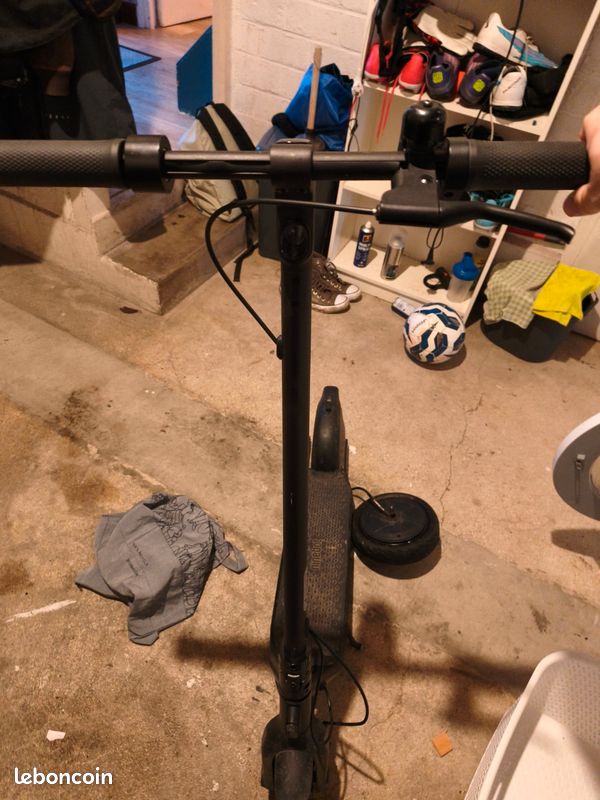 Trotinette électrique (image 1)
