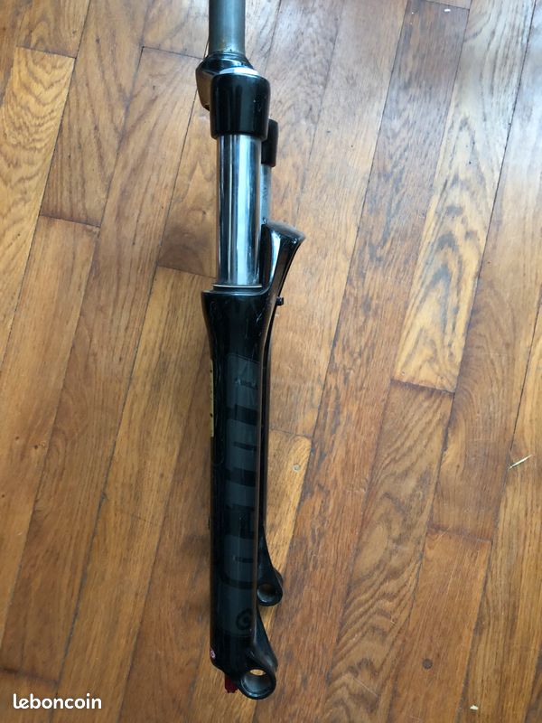 Fourche suntour duro dj Vélos