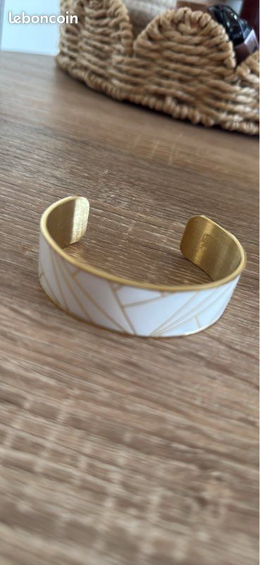 Bracelet acier inoxydable donjon (image 1)