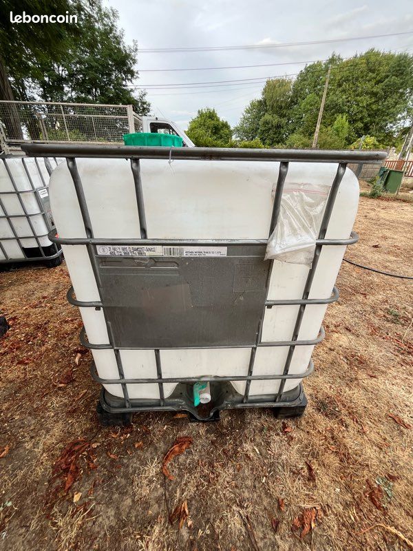 Cuve 1000l (image 1)