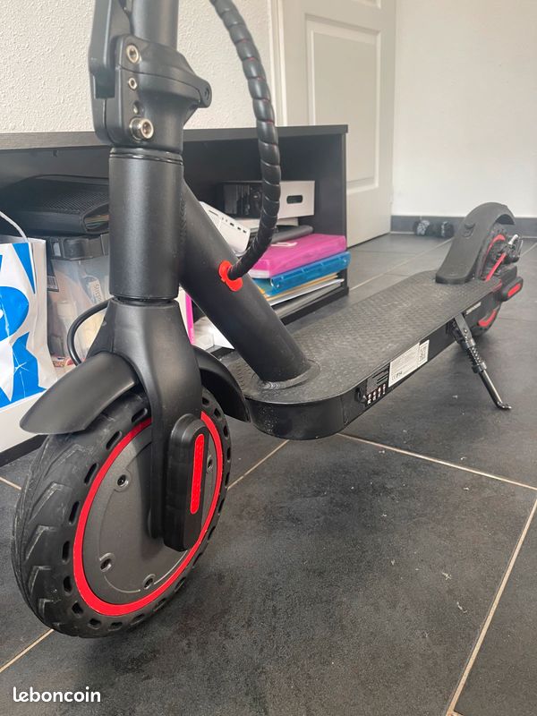 SCOOTMAX Trottinette électrique (image 4)