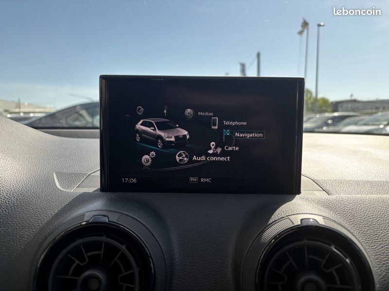 Audi Q2 1.0 TFSI 116 CH S LINE S TRONIC (image 14)