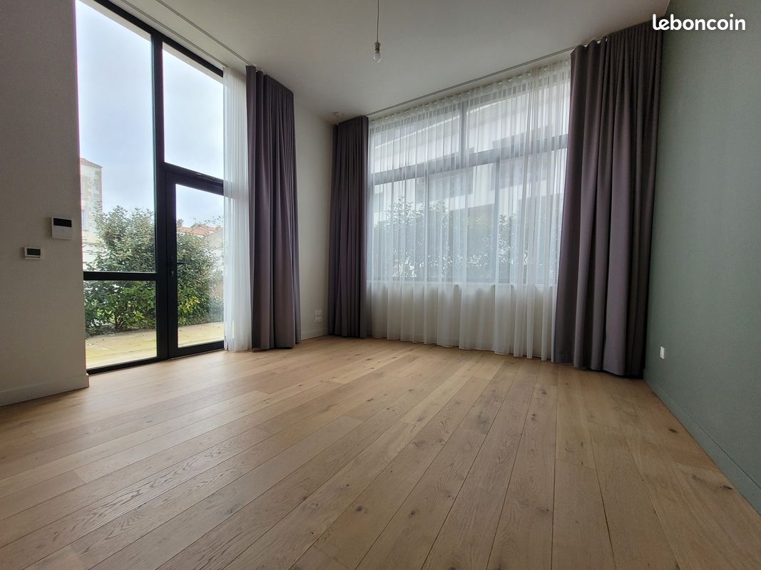 Appartement 1 pièce 30 m² · à La Rochelle · 30 m² · 744 €/mois