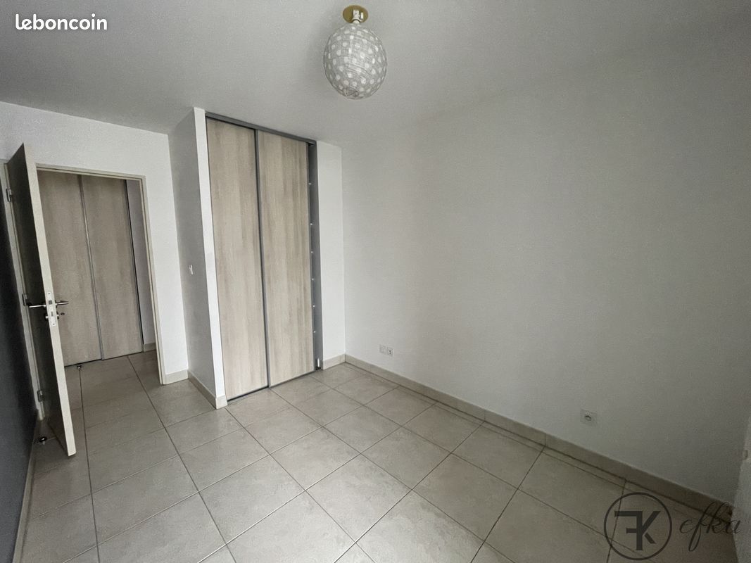 Appartement a louer montpellier - 3 pièce(s) - 69 m2 - Surfyn