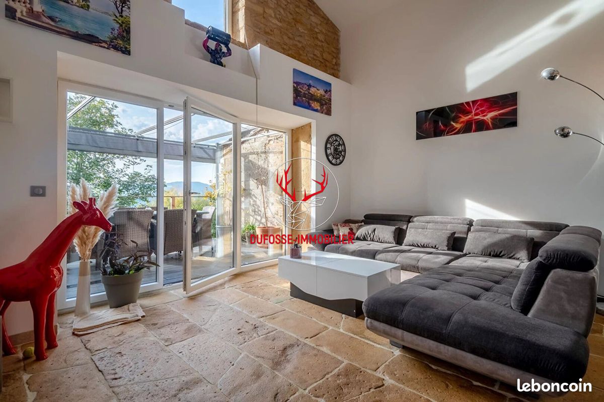 Maison 5 pièces 120 m² · à Val d'Oingt · 120 m² · 350 000 €