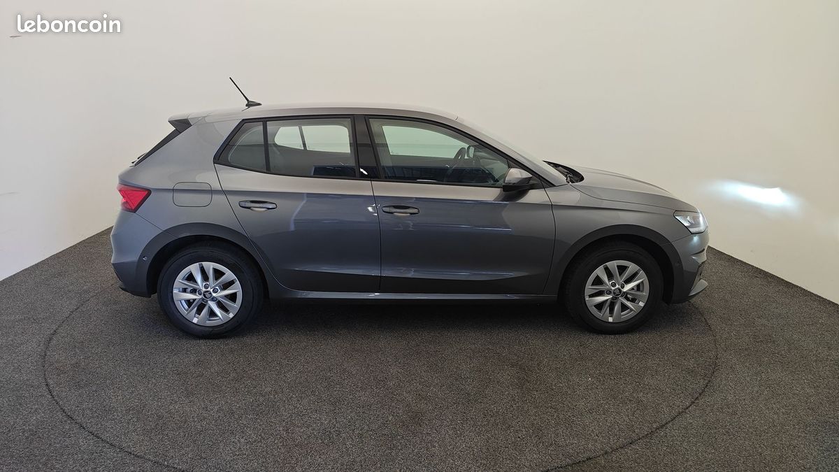 SKODA Fabia 1.0 TSI 95 ch EVO 2 BVM5 Selection (image 6)