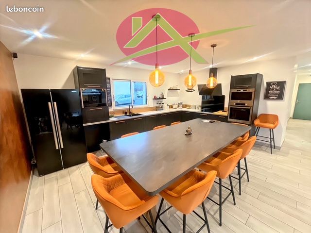 Maison 6 pièces 116 m² · à Le Thuit de l'Oison · 116 m² · 309 000 €