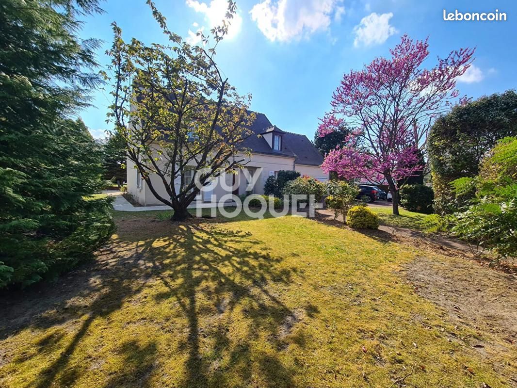 Maison 8 pièces 163 m² · à Saint-Sauveur · 163 m² · 440 000 €