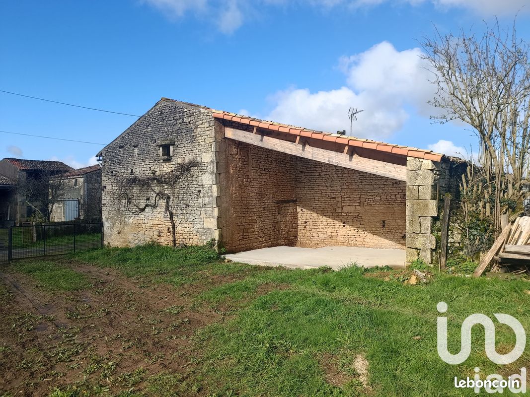 Propriété 2 pièces 36 m² - Échiré 79410 (image principale 0)