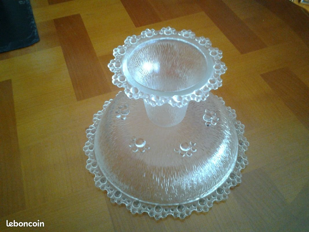 Coupe à fruits sur pied (image 2)
