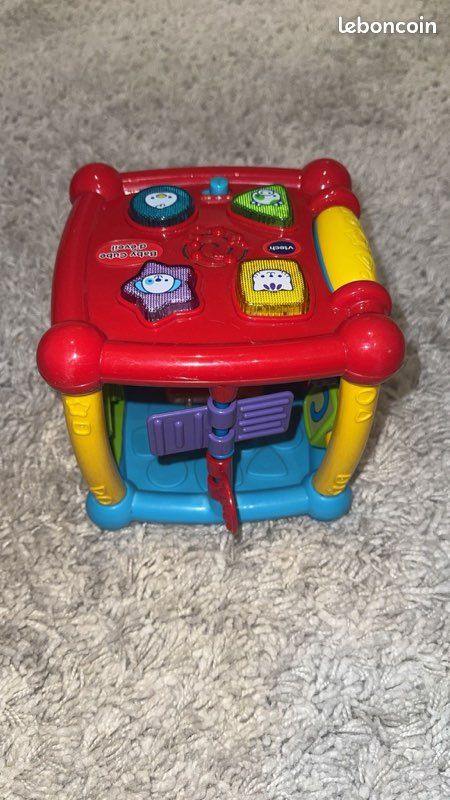 Cube d’éveil VTech Baby – Jouet interactif évolutif (image 4)